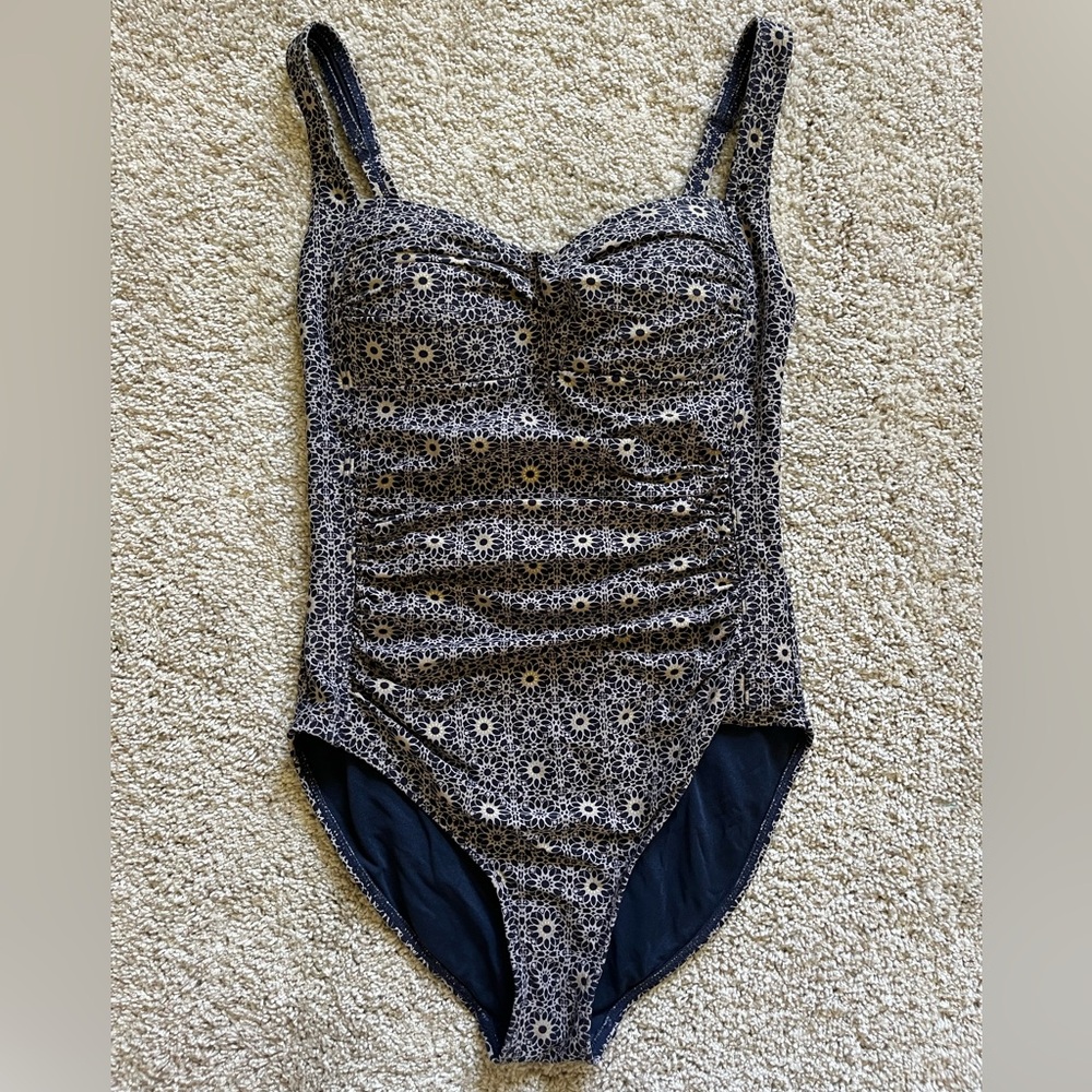 Nip Tuck Swim Women’s One Piece Swimsuit Size 4 Tummy Control Navy Gold Floral